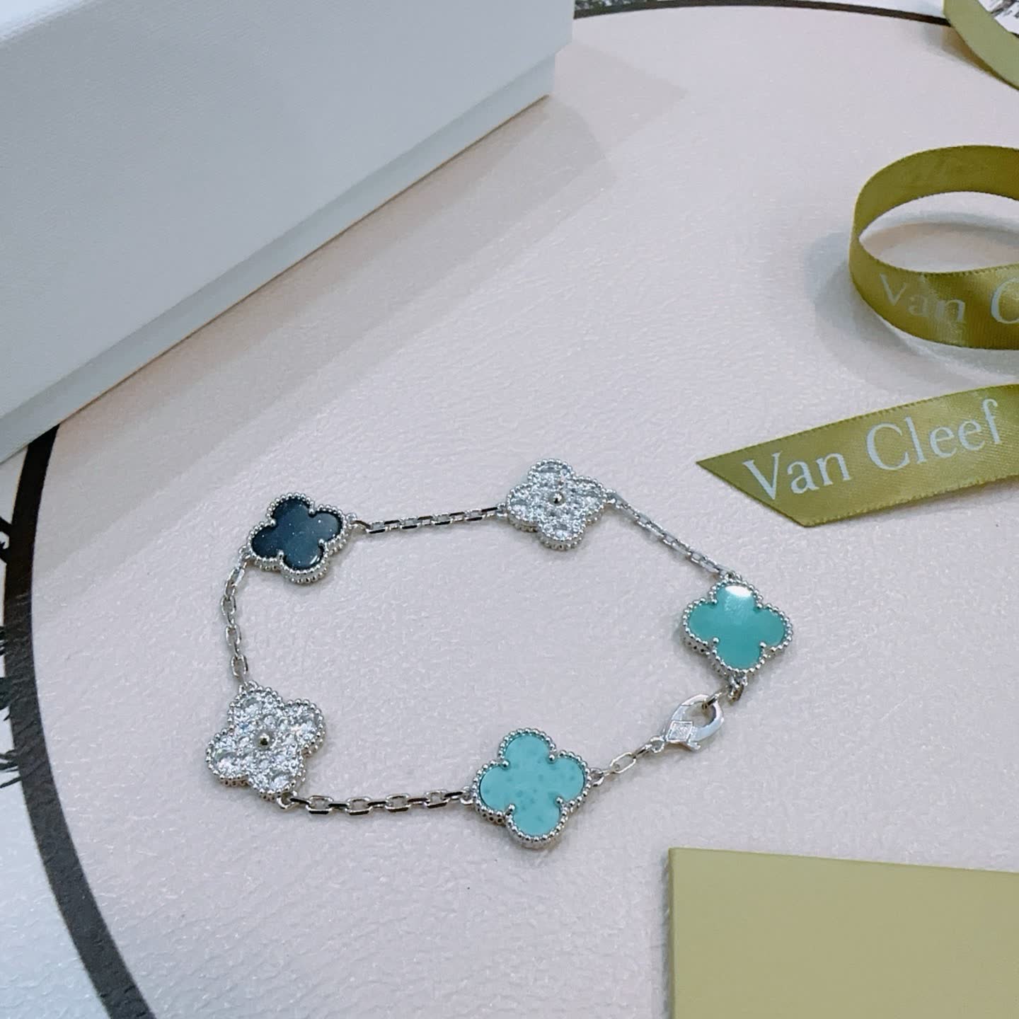 Van Cleef & Arpels Alhambra Bracelet